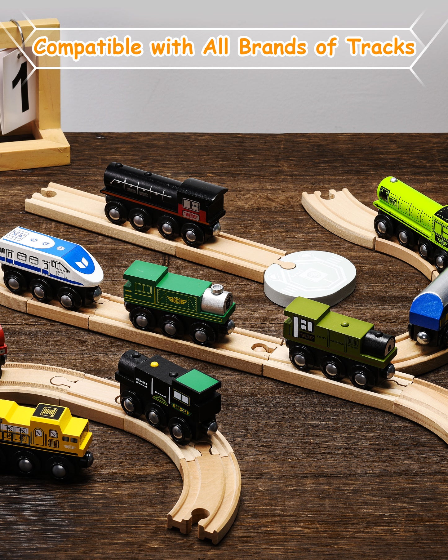Wooden Magnetic Train Car Set (10 pcs)